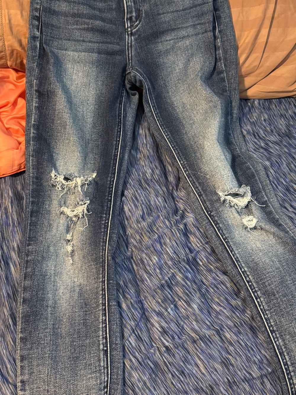 KanCan size 26 Women’s Distressed Blue Slim Jeans